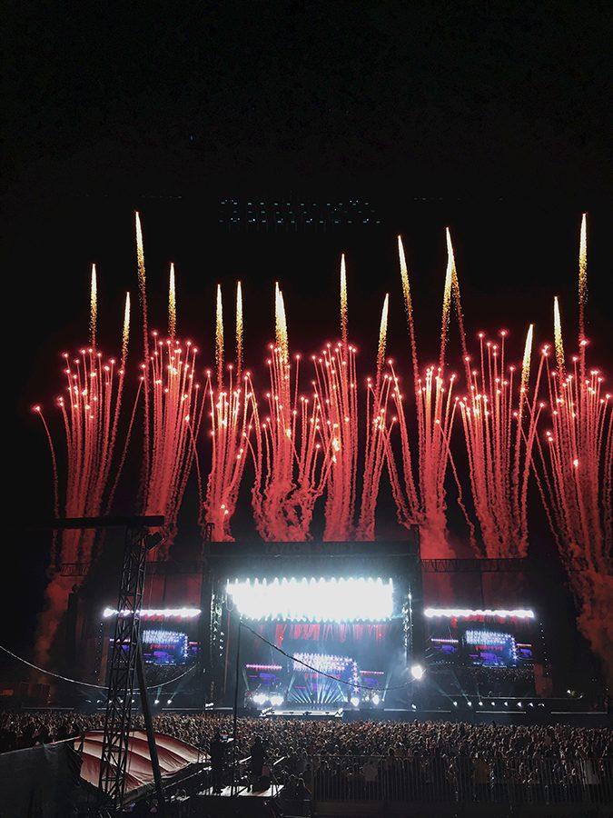 Review Taylor Swift Enchanted Crowd Farmers Harvest Review Taylor Swift Enchanted Crowd Farmers Harvest