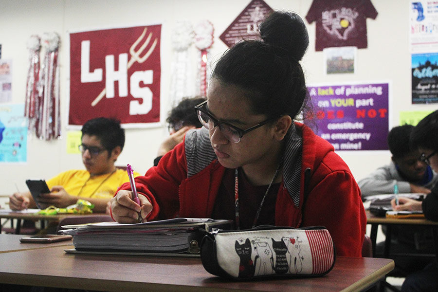 Senior+Sonia+Adhikari+works+on+her+math+material+during+third+period+AcDec+on+Thursday%2C+Nov.+8.
