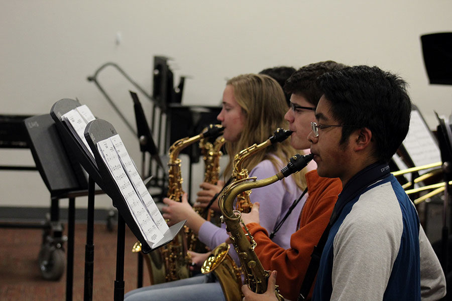 The+jazz+band%27s+saxophone+section+rehearses+during+practice+after+school+on+Wednesday%2C+March+6.