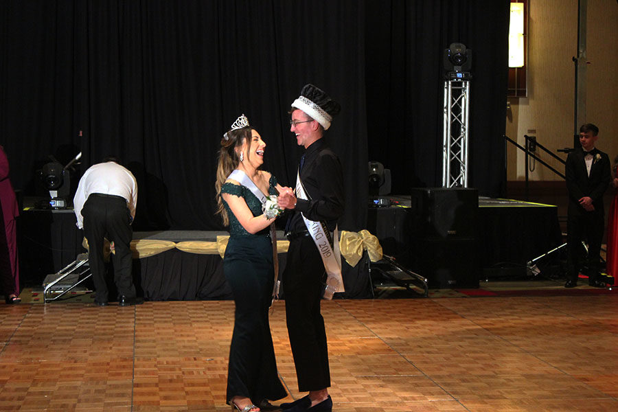Slideshow: 2019 prom