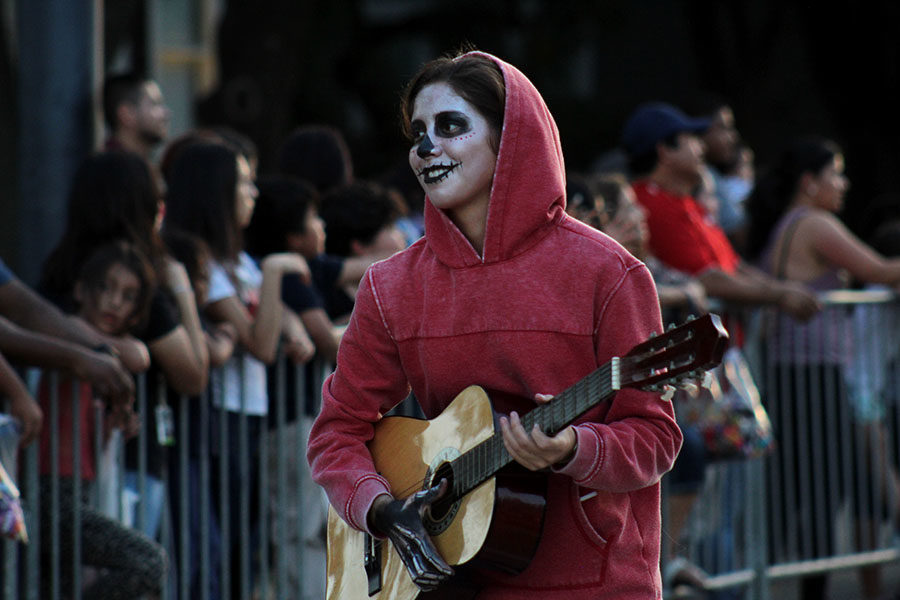 Junior Sofia Sandoval, dressed as Miguel from
