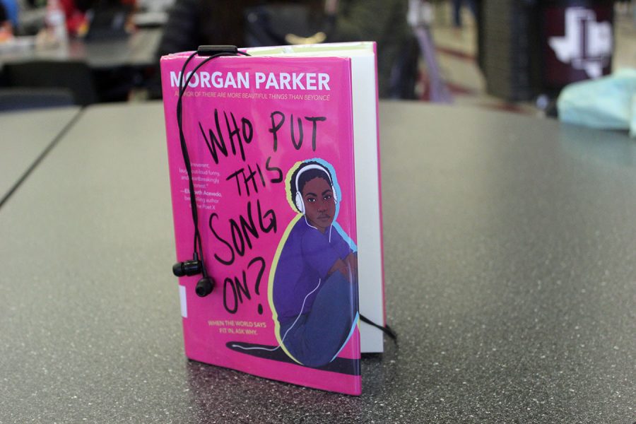 Author+Morgan+Parker+released+new+realistic+fiction+novel%2C+%E2%80%9CWho+Put+This+Song+On%3F%2C%E2%80%9D+on+Tuesday%2C+Sept.+24%2C+2019.